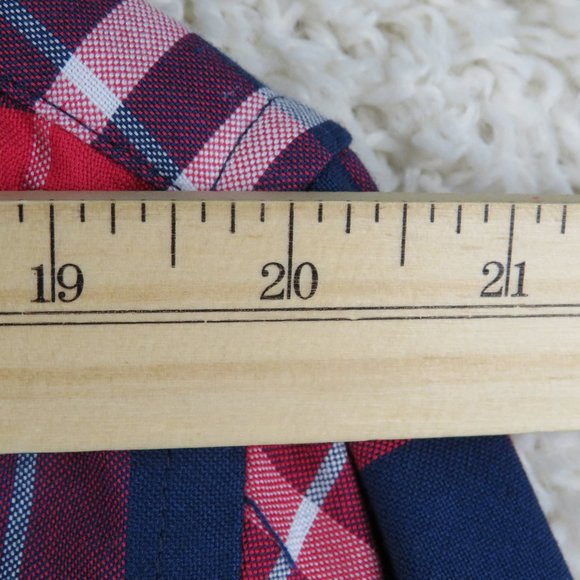 St. John's Bay* Men's Long Sleeve Button Down Curved Hem pocket Shirt~Size Large - Picture 7 of 11